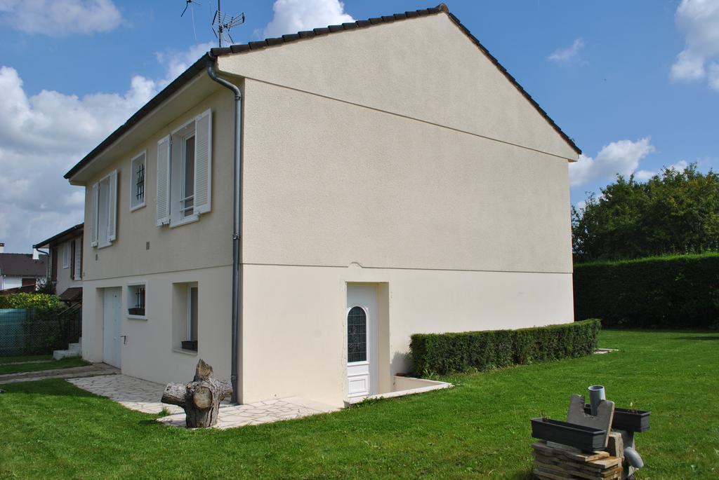 2 Bed House Near Disneyland Paris Montry Eksteriør bilde