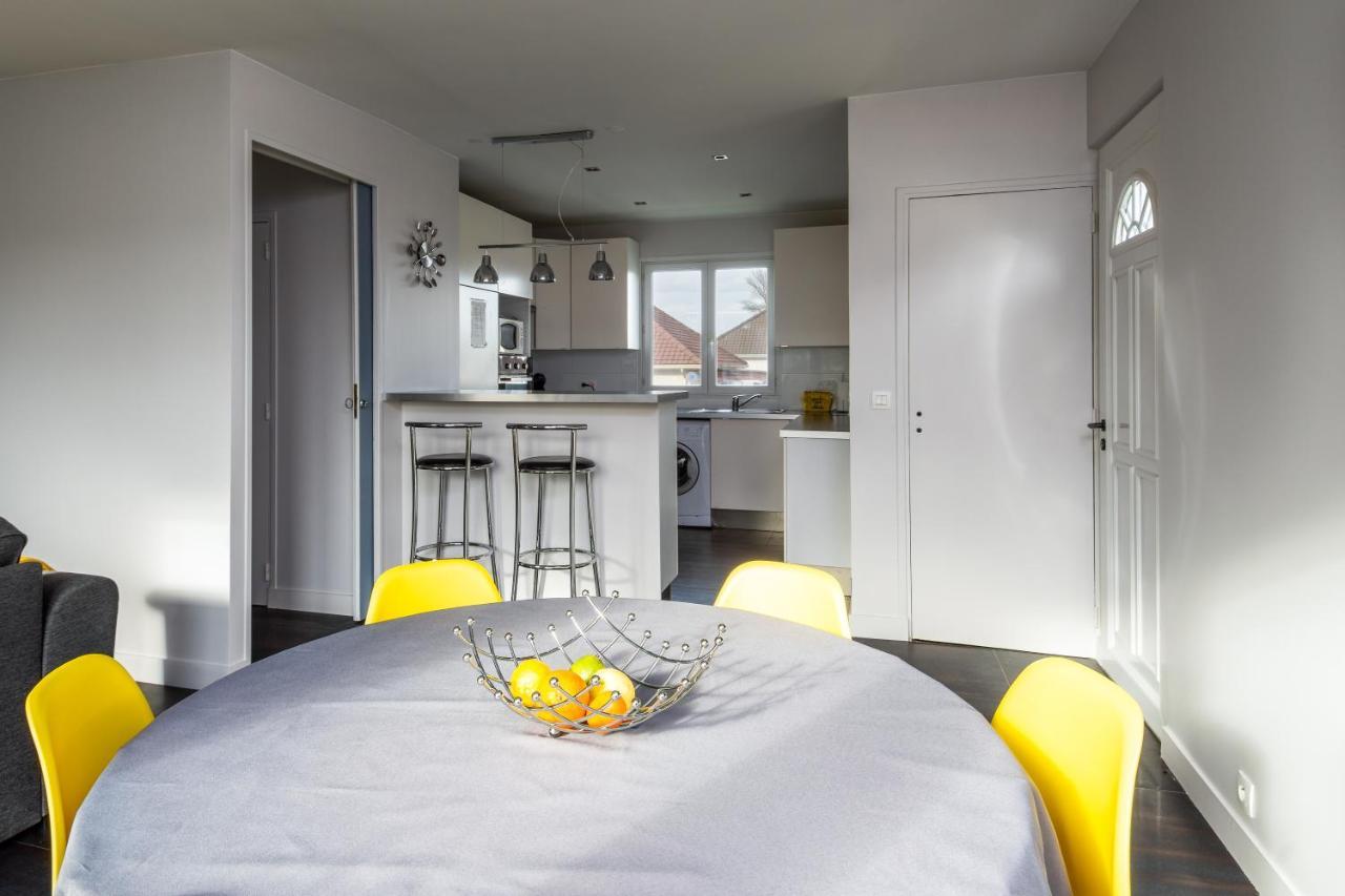 2 Bed House Near Disneyland Paris Montry Eksteriør bilde